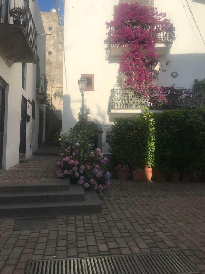 Casa Isabella Loc Turist Br Apartment Lipari  Exterior photo